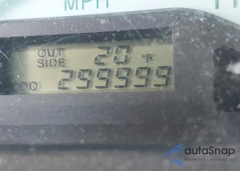 2003 Toyota Corolla Le z USA, uszkodzony, nr VIN JTDBR32E930050070